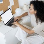 Использование нейросетей в UX-дизайне для создания эффективных презентаций