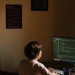 Использование нейросети для создания презентаций онлайн для отдела продаж